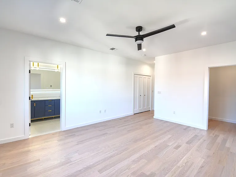 35 Henry Ave #2 — Photo 12