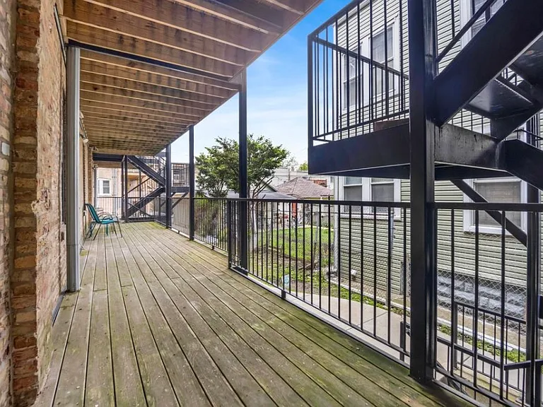 3802 W Altgeld St #301 — Photo 10