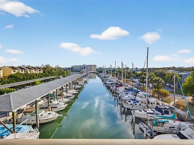 1750 Harbor Pl S #303 — Photo 20