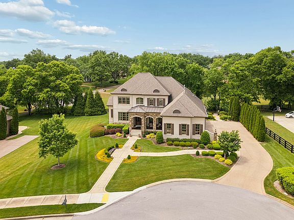 2nd image of 988 Still Forest Dr