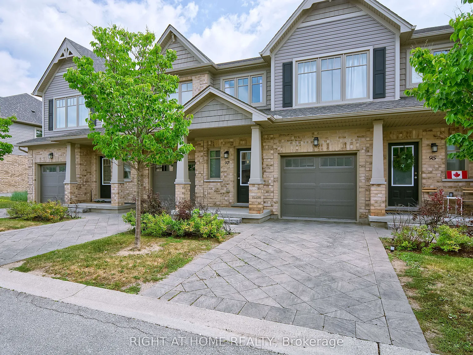 3 bed, $2,750 — Photo 2