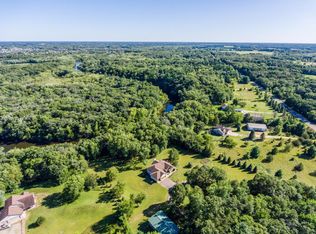 30025 Holly St NW, Cambridge, MN 55008