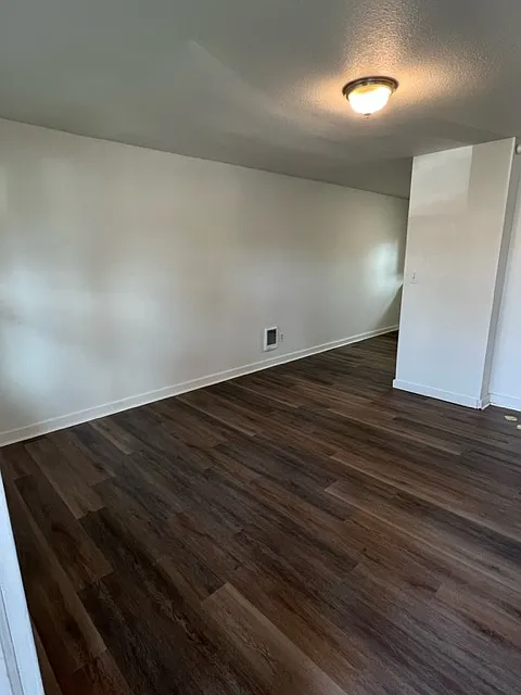 427th 4-PLEX - 2 — Photo 3