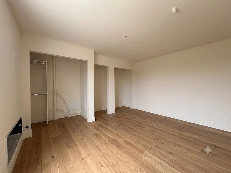 881 Kimball Ln #204 — Photo 14