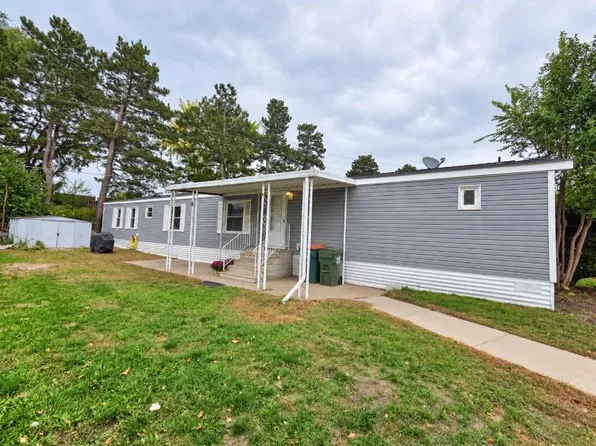 1313 104th Way NE, Blaine, MN 55434