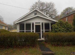 18 Hamilton St, Troy, NY 12180