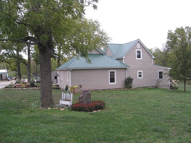 Side view, from driveway