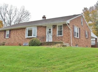2472 Beeler Ave, York, PA 17408