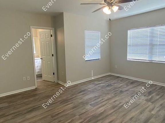 5th image of 7218 N Highland Ave