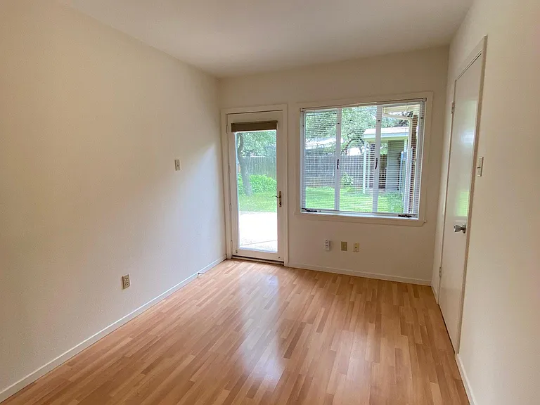 2308 Rundell Pl #B — Photo 10