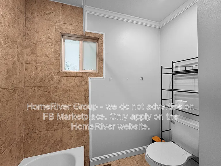 6913 Martha Ave #B — Photo 16