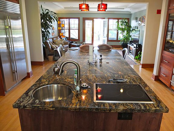 Kitchen (new 2012)
