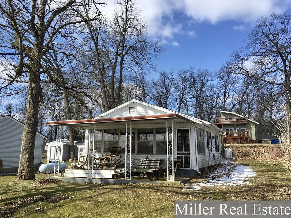 1st image of 64 Sundago Park St