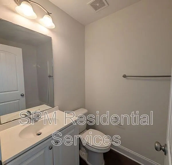 726 Kidder St — Photo 6
