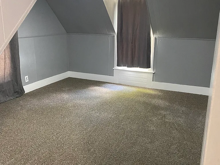 416 Blunt St — Photo 15