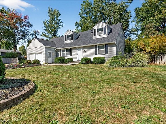 2nd image of 34192 Gail Dr