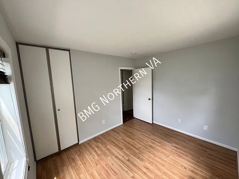 5344 Anchor Ct — Photo 8