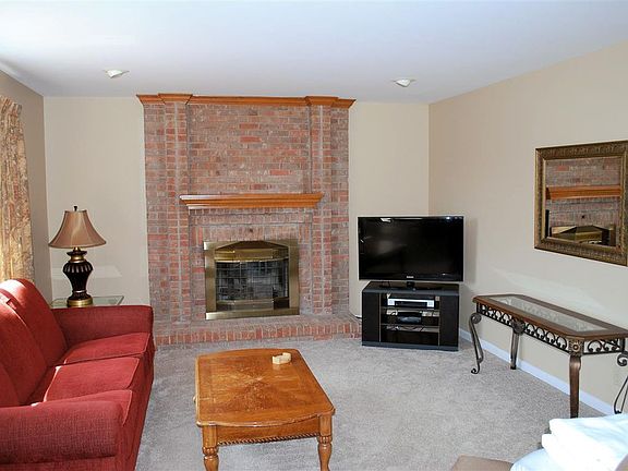2nd image of 3233 McCowan Dr
