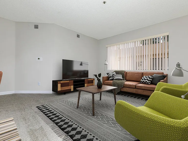 Pasadena Park Place — Photo 11