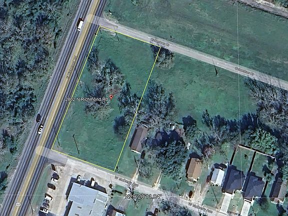 2nd image of 2802 N Richmond Rd