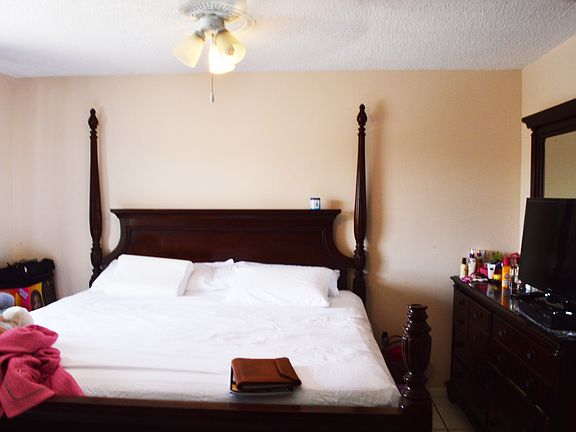 4th image of 8350 NW 8th St APT 6