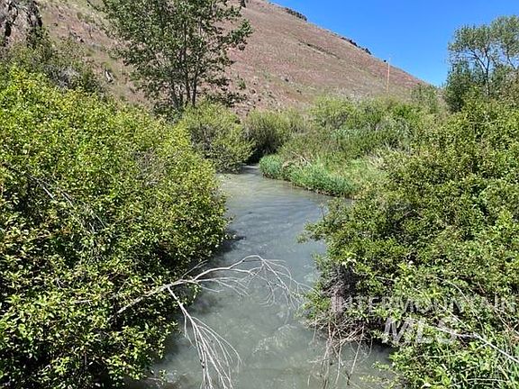 5th image of NE Syrup Creek Rd