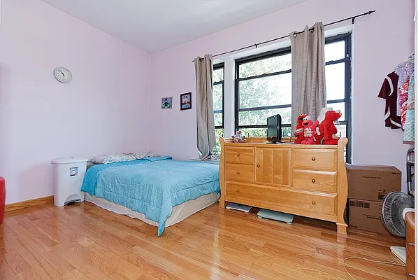 Sold by Fillmore | media 8