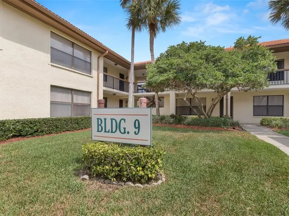 902 Hammock Pine Blvd #902, Clearwater, FL 33761