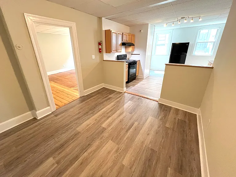 73 Danforth St #1 — Photo 7