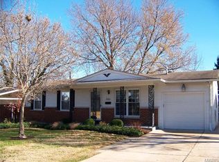 5361 Ville Rosa Ln, Hazelwood, MO 63042