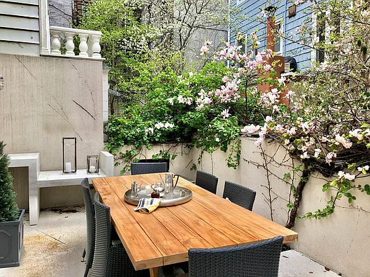 Rented by Douglas Elliman | media 18
