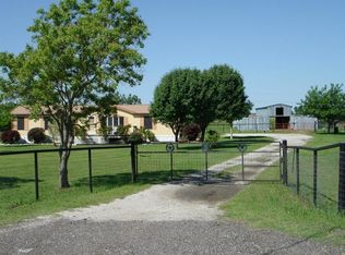 2723 Nokomis Rd, Lancaster, TX 75146