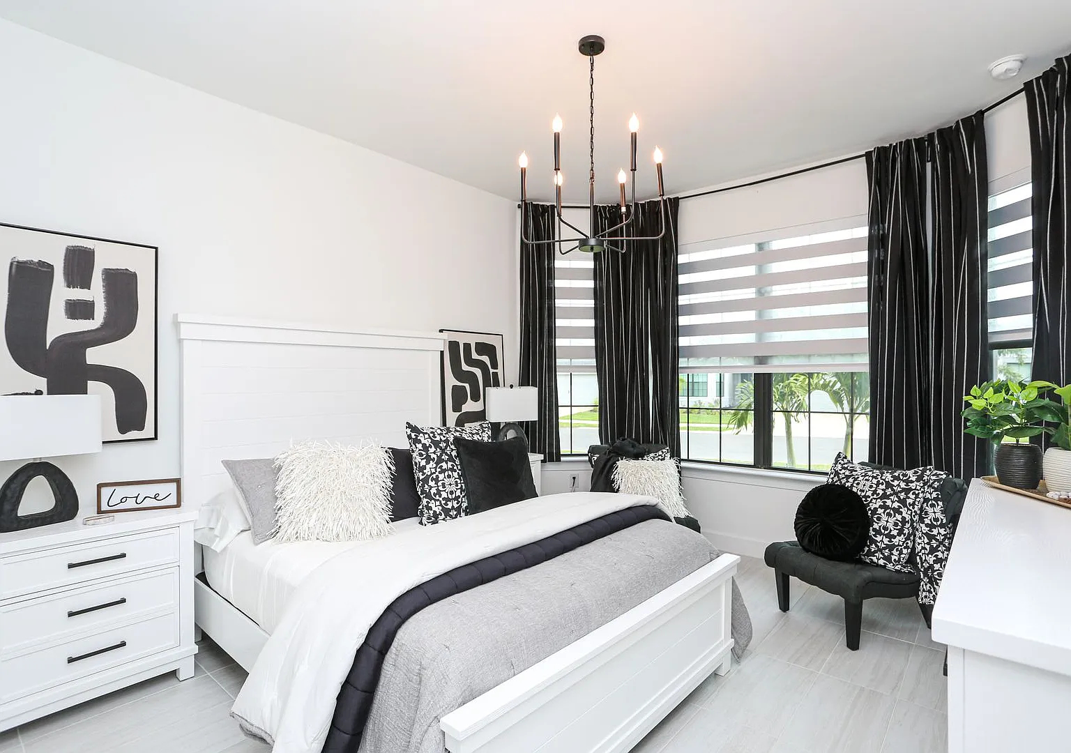 3bed+Den/2bath Manatee Cove Stunning New Construction — Photo 1