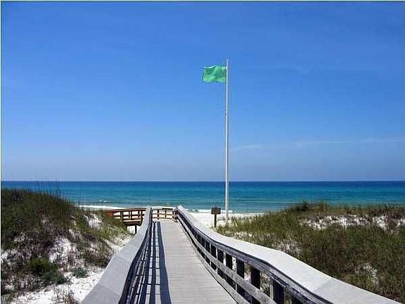 5th image of 83 Grande Pointe Cir