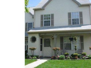 294 Knoll Dr, Blackwood, NJ 08012