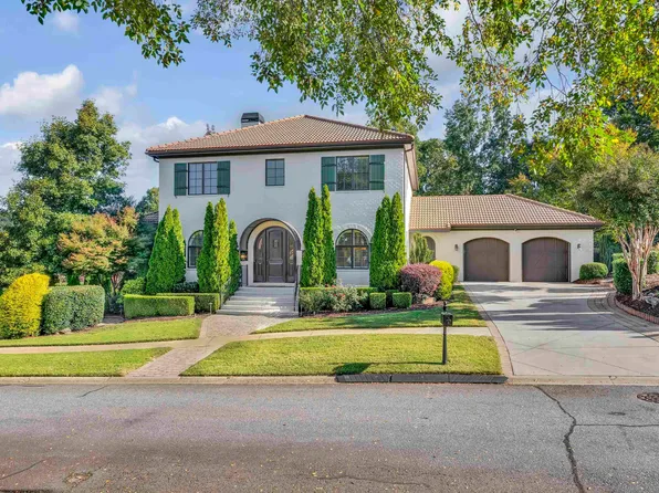 210 Lucca Dr, Greenville, SC 29609