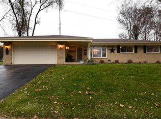 1519 N Grandview Blvd, Waukesha, WI 53188