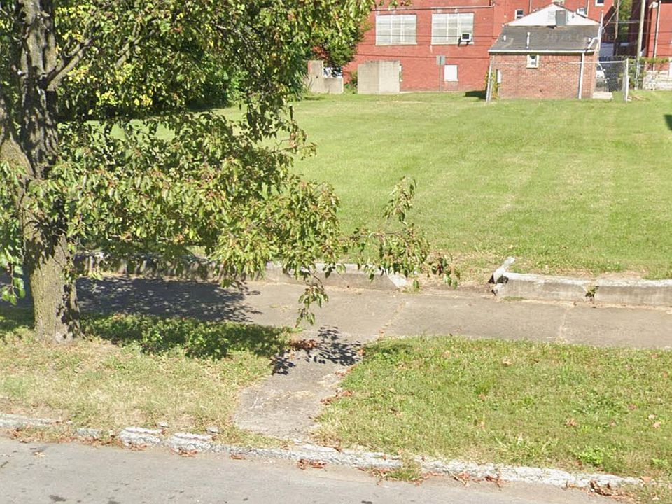 1st image of 2231 W Jefferson St