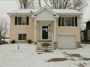 409 E 17th St, Des Moines, IA 50316