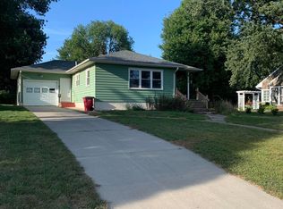 308 E 9th St, Dell Rapids, SD 57022