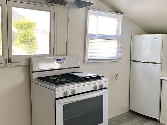 4th image of 505-505 1/2 N Guadalupe Ave #4989862