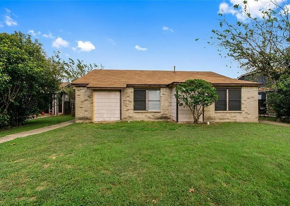1200 Orchard Park Cir