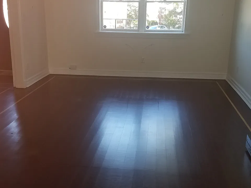 874 McLean Ave