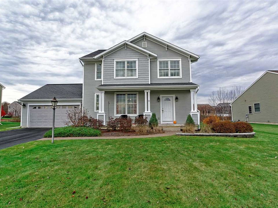 1st image of 20 Canopy Ln