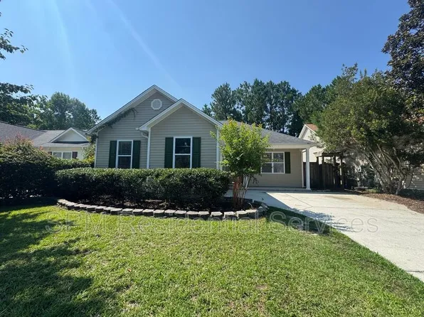 9447 Night Harbor Dr SE, Leland, NC 28451