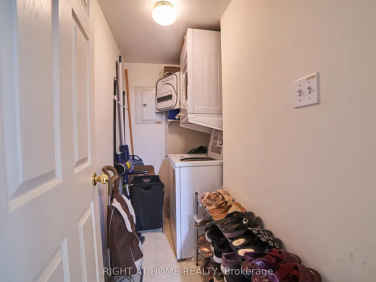 1700 Eglinton Ave E #609 — Photo 11