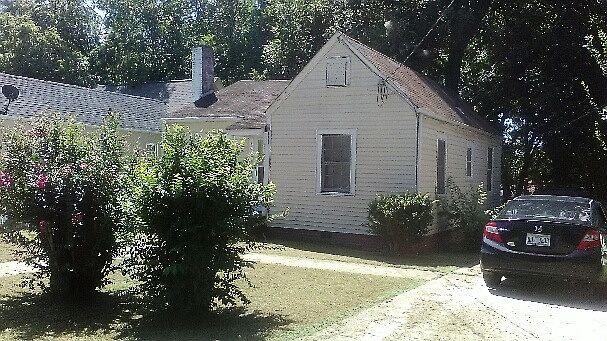 2nd image of 305 Lawrence St