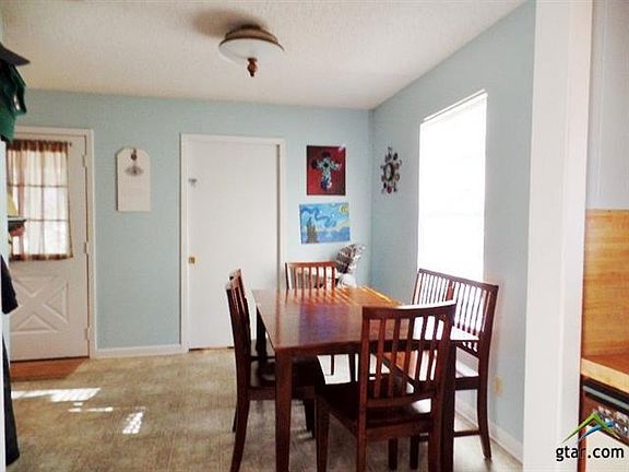 3rd image of 300 County Road 4215
