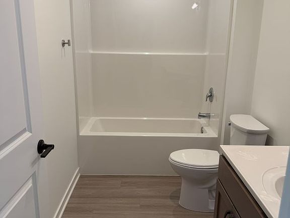 5th image of 446 W Sanctuary Rd #214e4544b