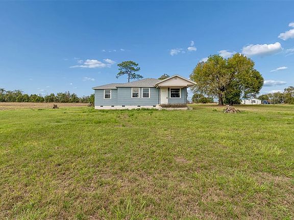 5th image of 36841 Conley St